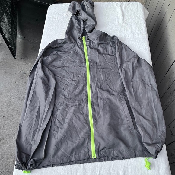 Beautiful Giant Other - Beautiful Grey Lightweight Hooded Windbreaker Jacket Neon Lime Zipper Drawstring